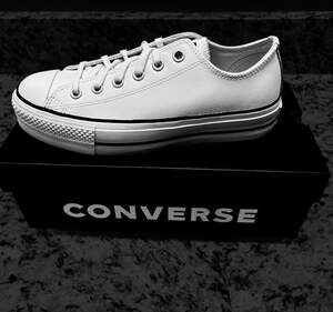 Converse Chuck Taylor Ctas Lift Clean Ox Women's Trainers, white/ Size: 8.5